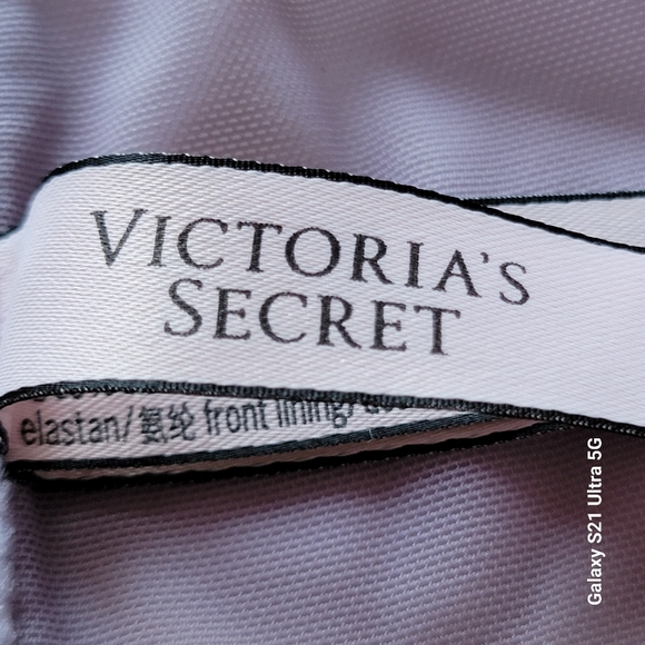 Victoria's Secret Body By Victoria Lined Demi Violet Lace Size 34DDD - Picture 4 of 14